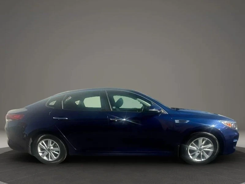 2017 Kia Optima/K5 - Image 4 of 12
