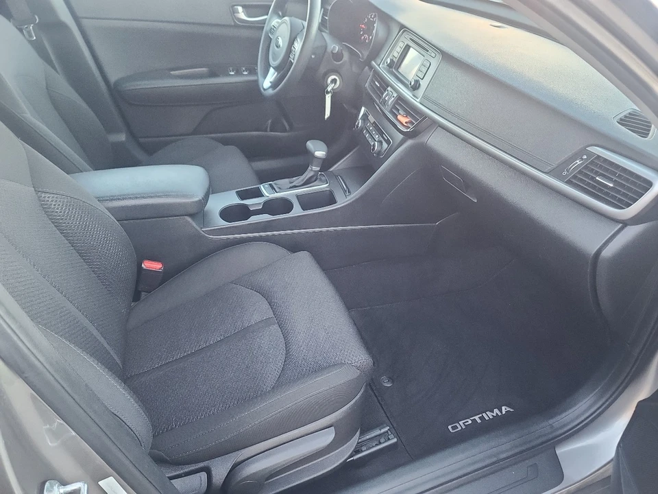 2017 Kia Optima/K5 - Image 14 of 21