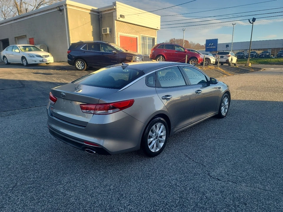 2017 Kia Optima/K5 - Image 7 of 21