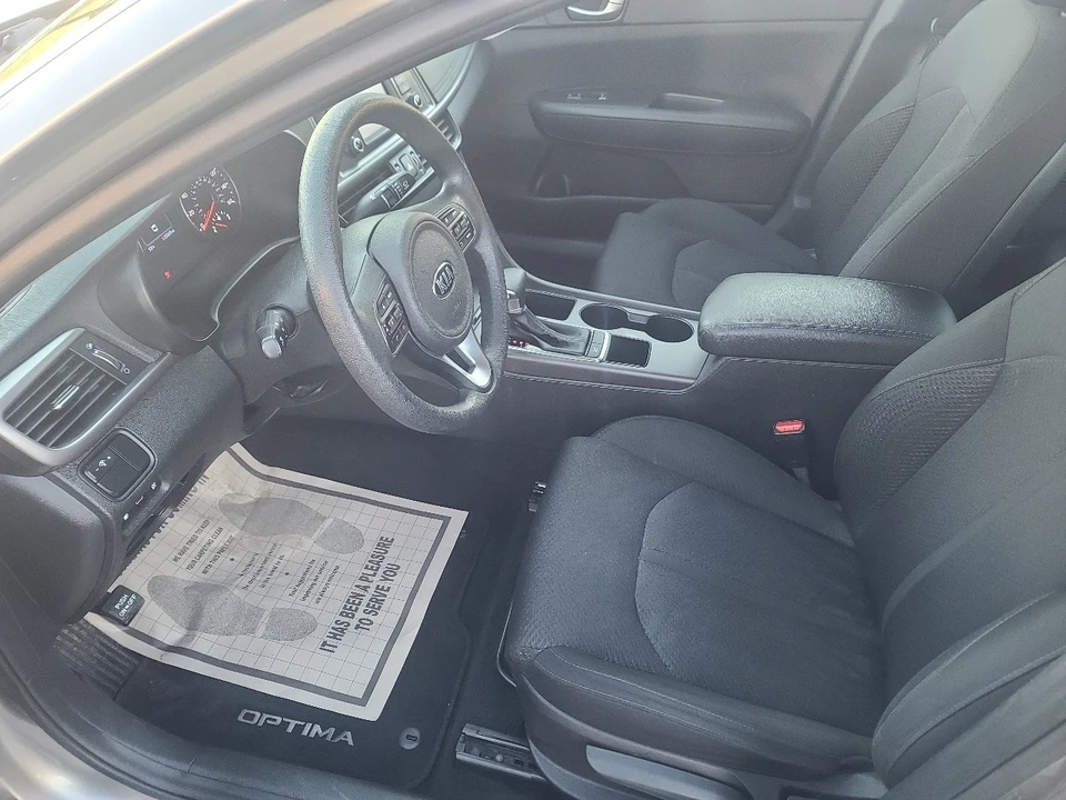2017 Kia Optima/K5 - Image 10 of 21