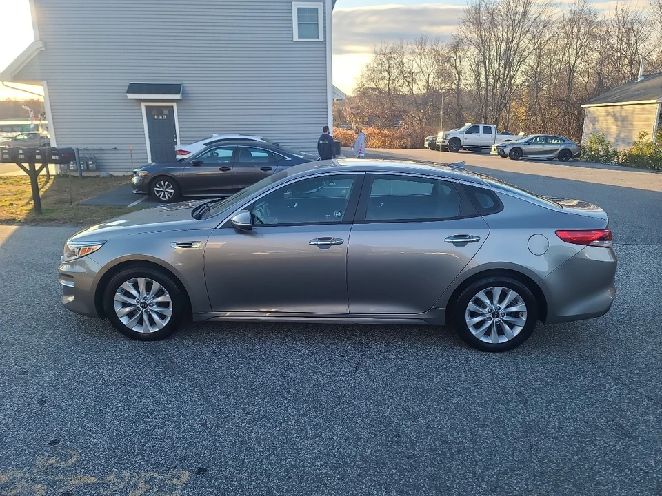 2017 Kia Optima/K5 - Image 4 of 21
