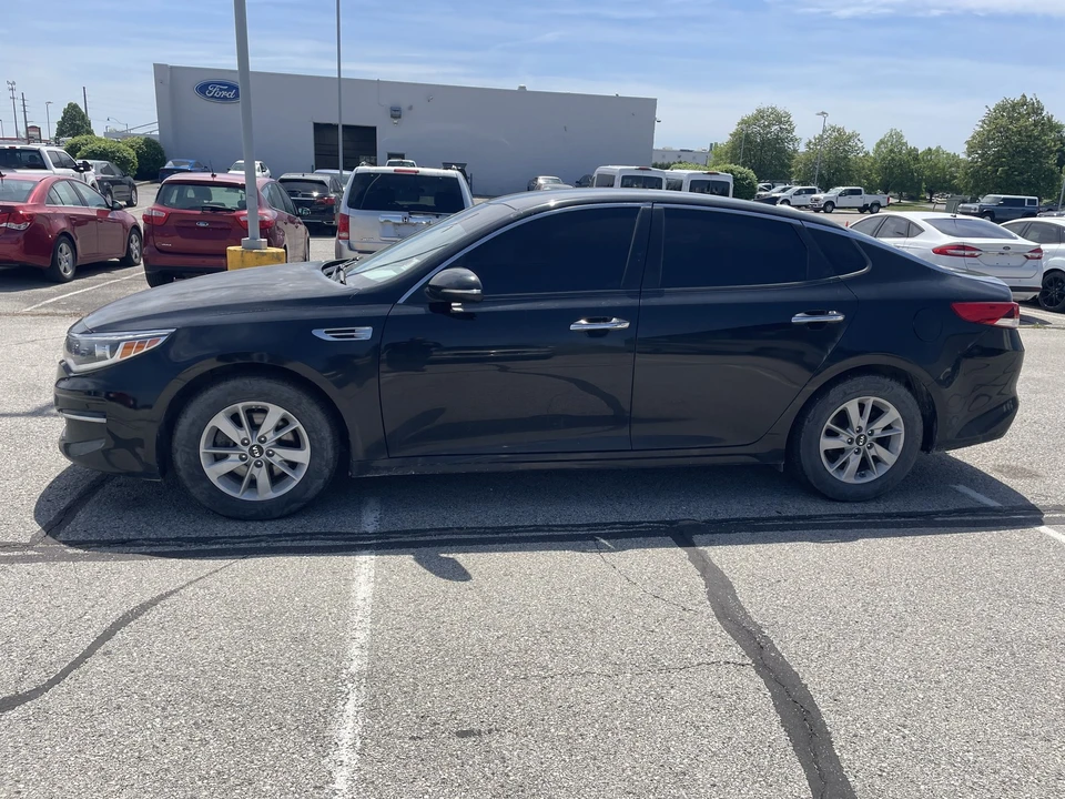 2017 Kia Optima/K5 - Image 5 of 21