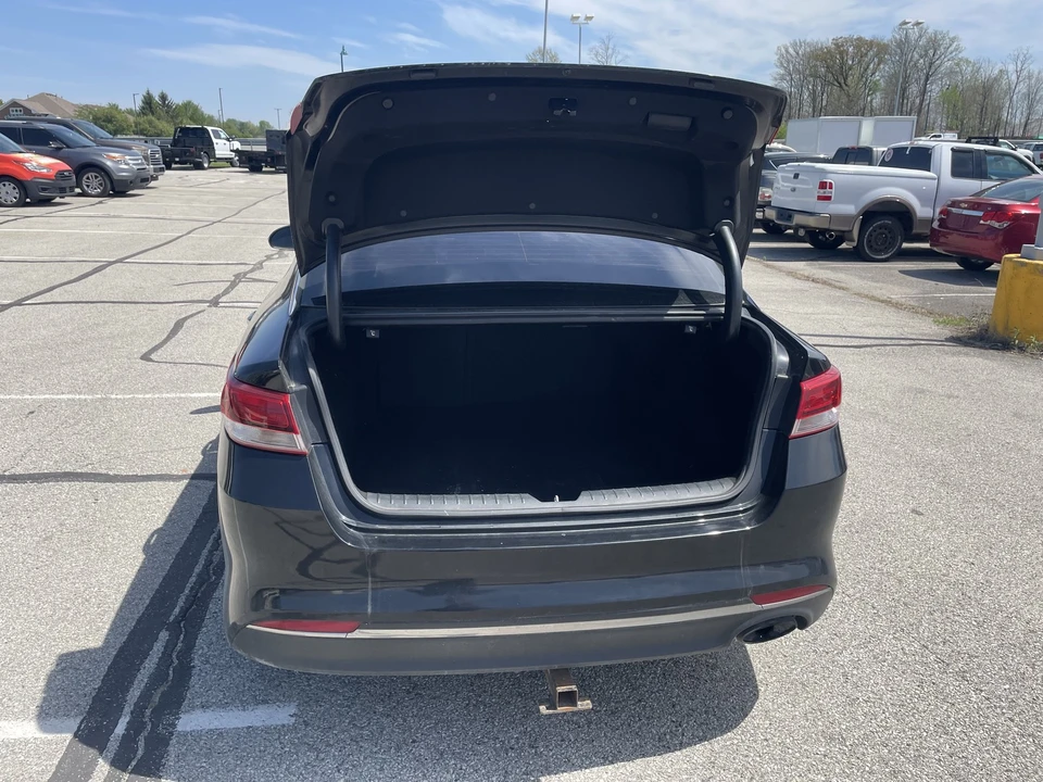 2017 Kia Optima/K5 - Image 15 of 21