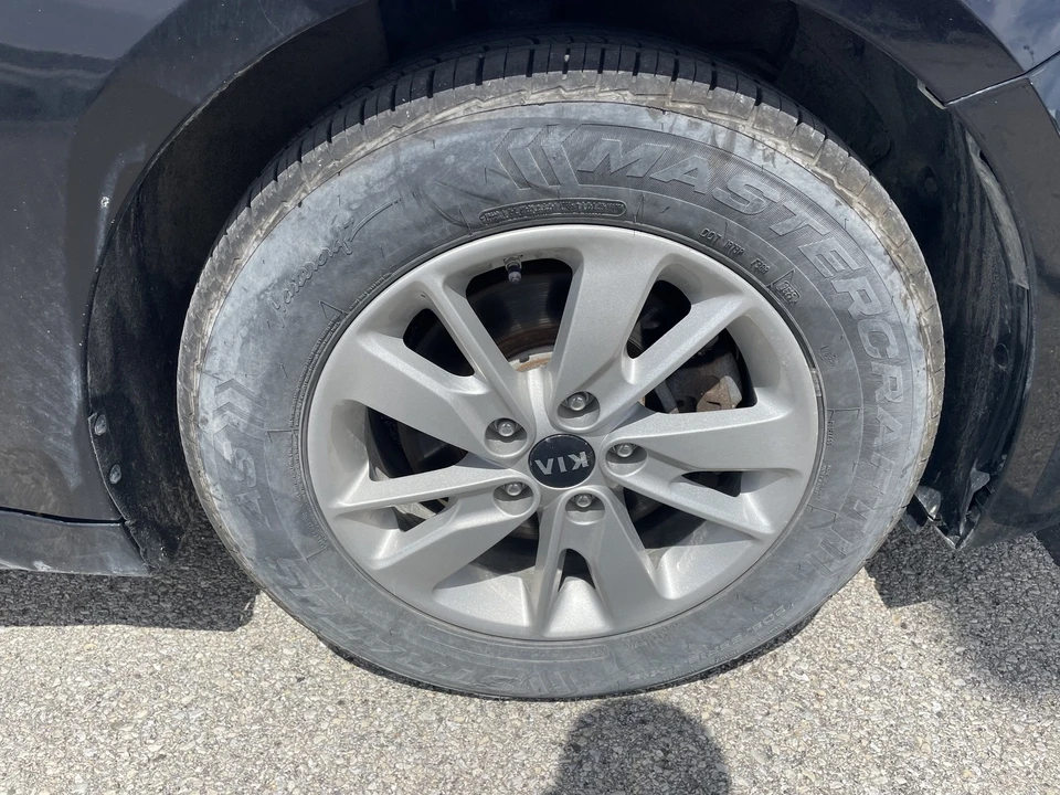 2017 Kia Optima/K5 - Image 10 of 21