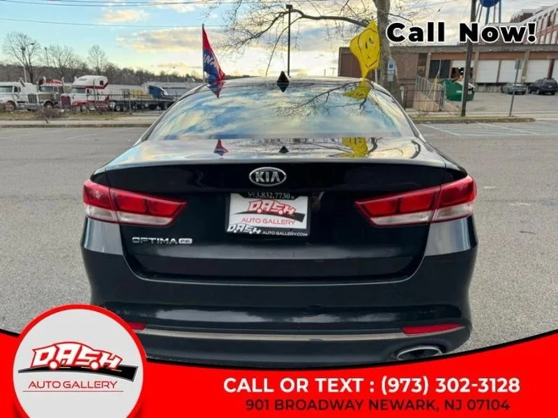 2017 Kia Optima/K5 - Image 5 of 12