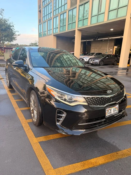 2017 Kia Optima/K5 - Image 2 of 13