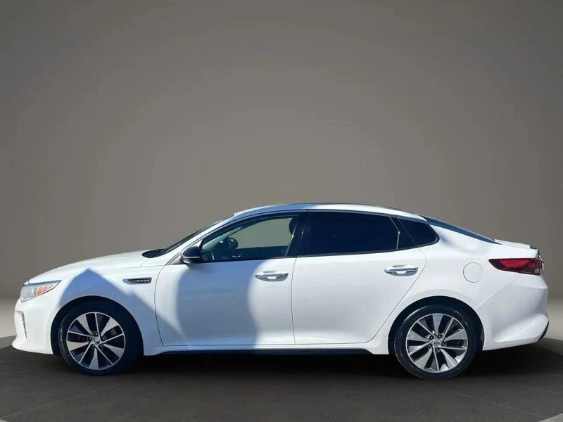 2017 Kia Optima/K5 - Image 8 of 12