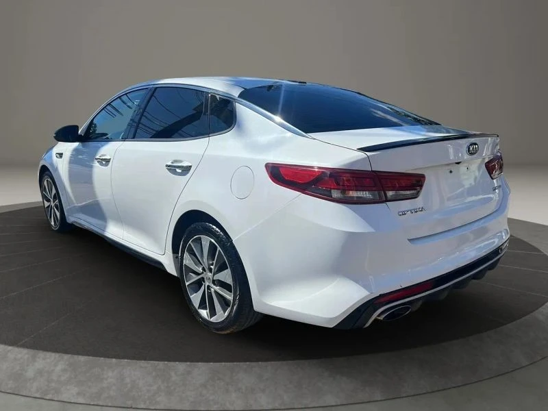 2017 Kia Optima/K5 - Image 7 of 12