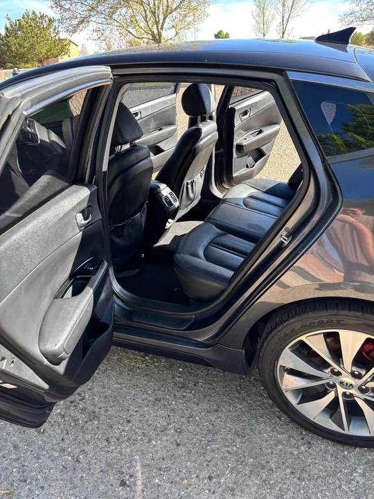 2017 Kia Optima/K5 - Image 8 of 12