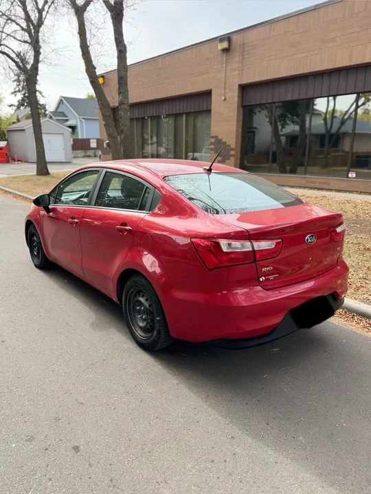 2017 Kia Rio - Image 6 of 9