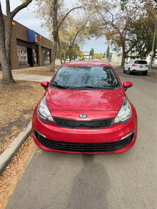 2017 Kia Rio - Image 2 of 9