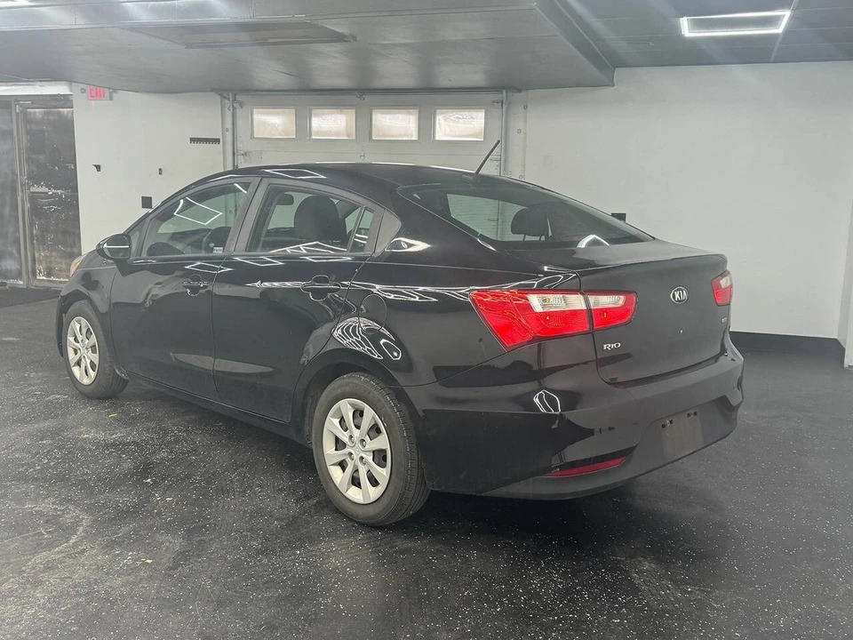 2017 Kia Rio - Image 4 of 12