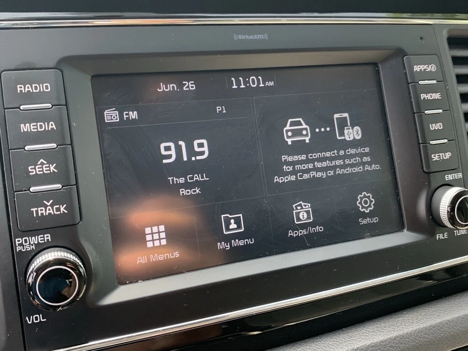 2017 Kia Carnival - Image 6 of 12