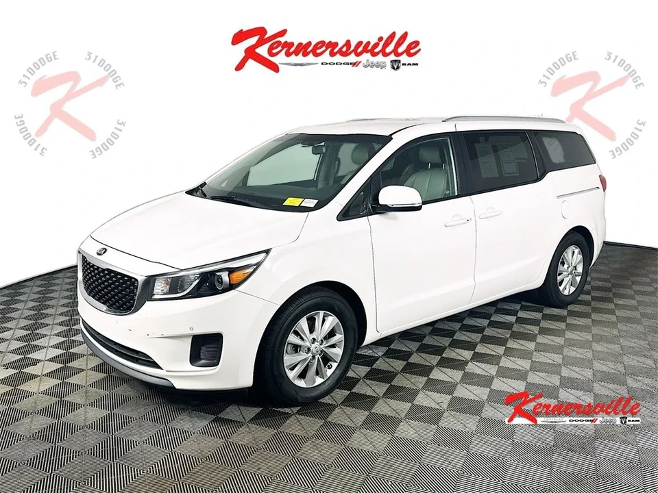 2017 Kia Carnival - Image 3 of 21