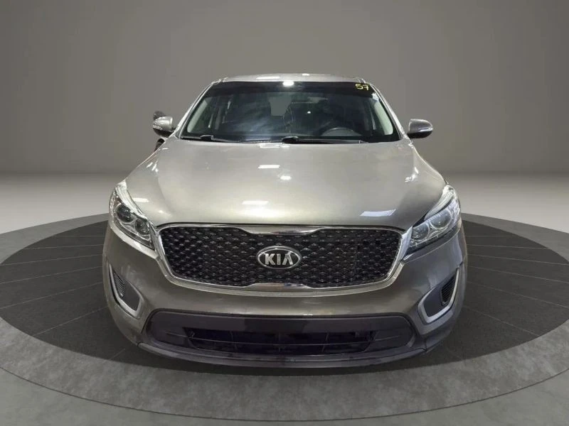 2017 Kia Sorento - Image 2 of 12