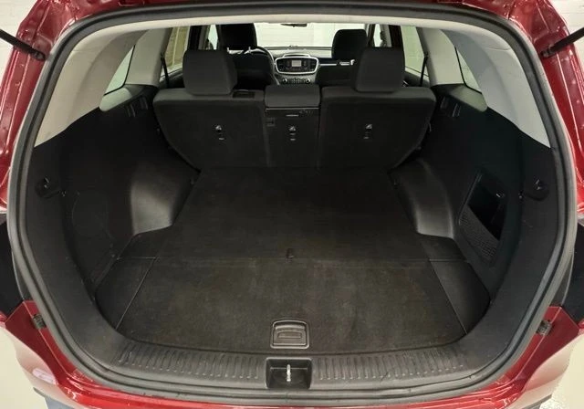 2017 Kia Sorento - Image 10 of 21