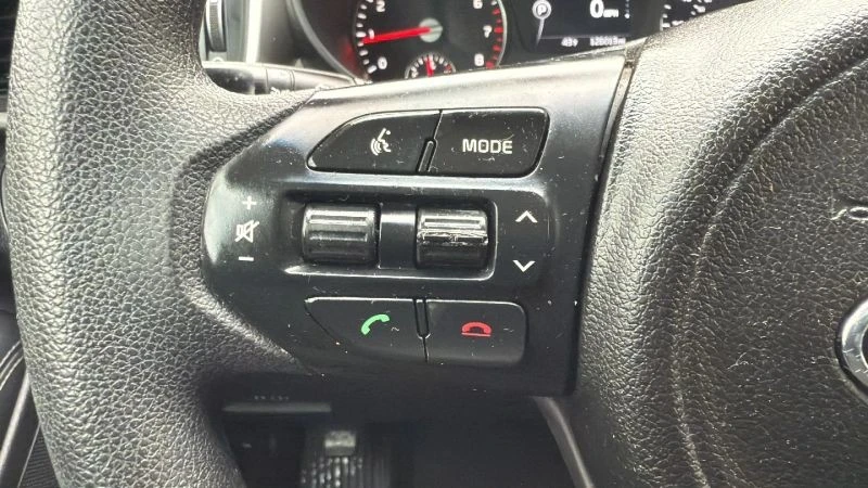 2017 Kia Sorento - Image 12 of 12