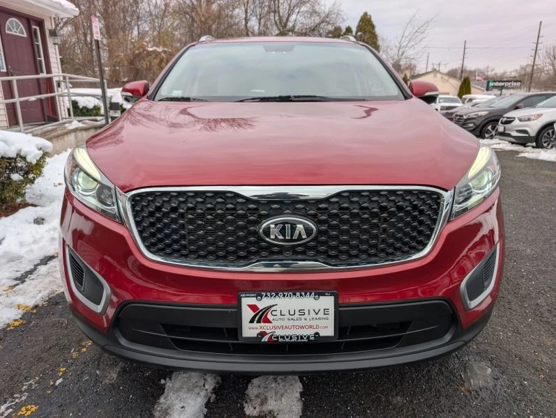 2017 Kia Sorento - Image 5 of 12