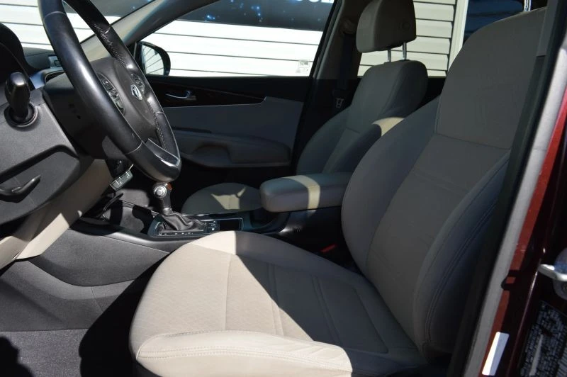 2017 Kia Sorento - Image 12 of 12