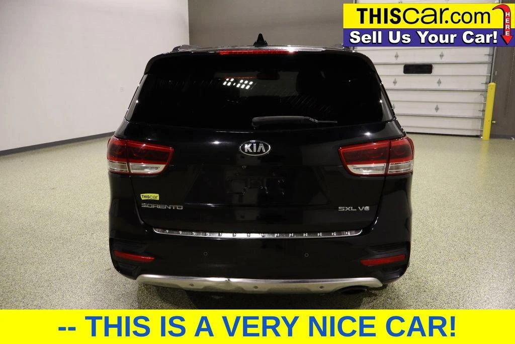 2017 Kia Sorento - Image 8 of 12
