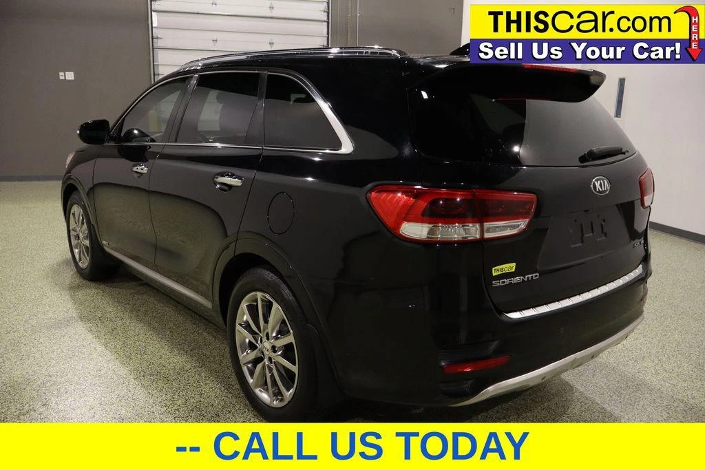 2017 Kia Sorento - Image 6 of 12