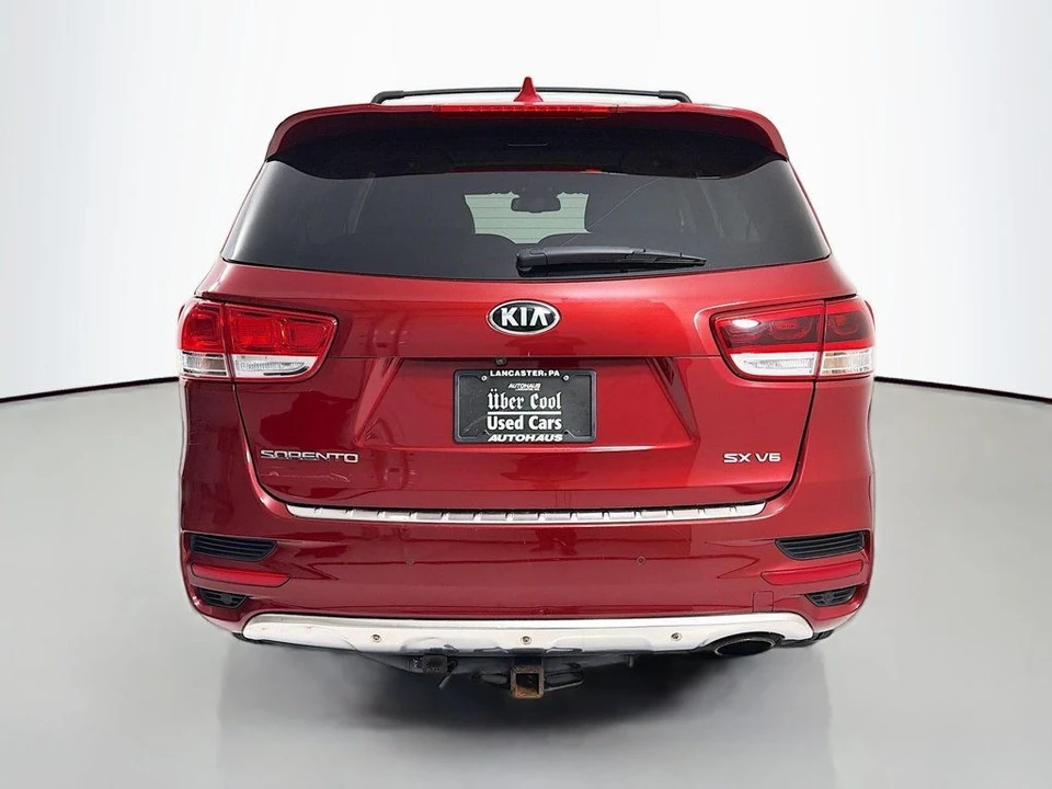 2017 Kia Sorento - Image 6 of 12