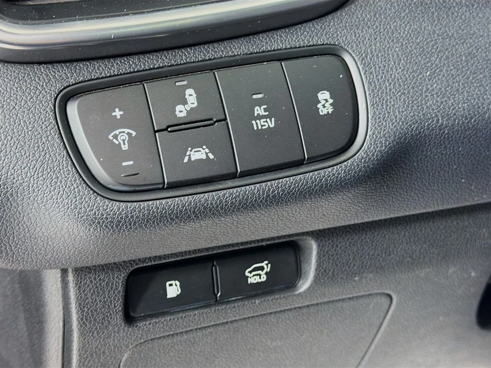 2017 Kia Sorento - Image 10 of 12