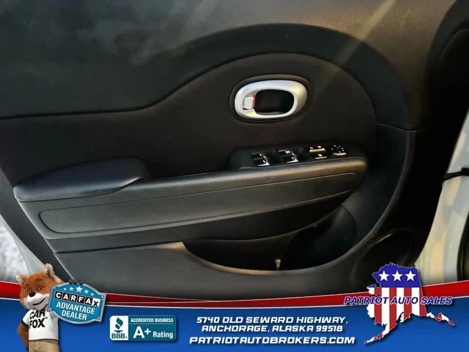 2017 Kia Soul - Image 10 of 20