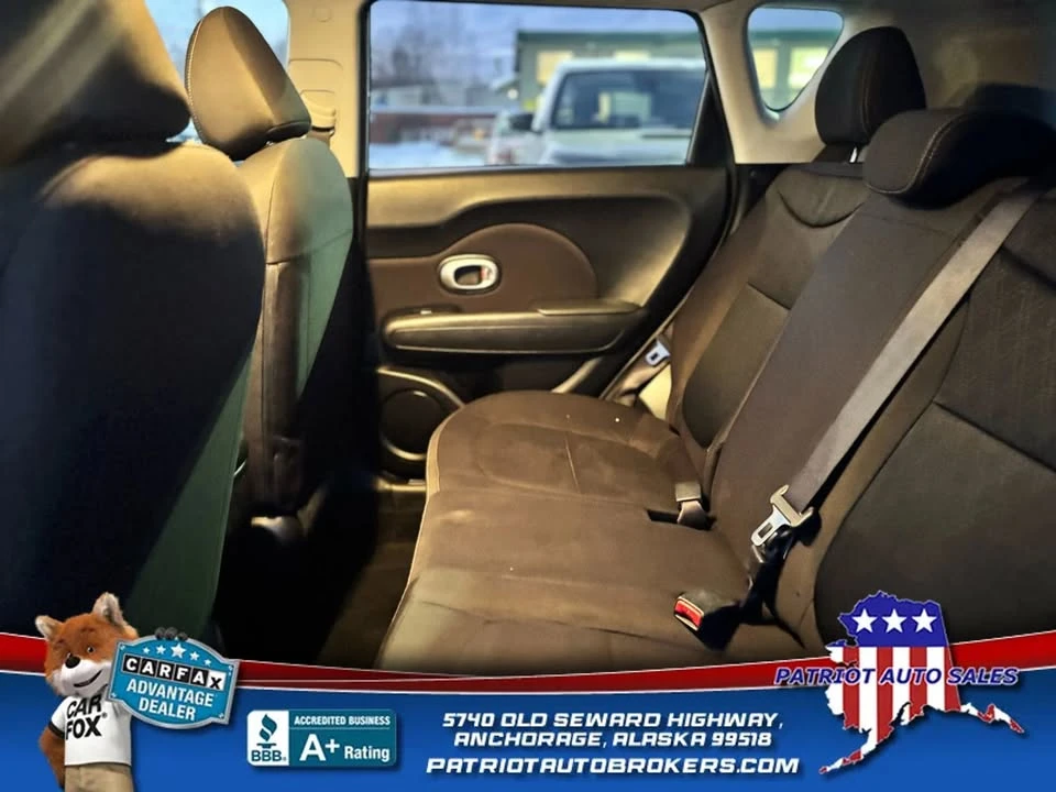 2017 Kia Soul - Image 11 of 20