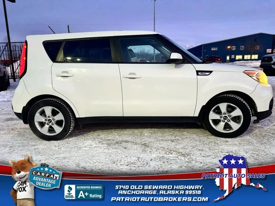 2017 Kia Soul - Image 8 of 20