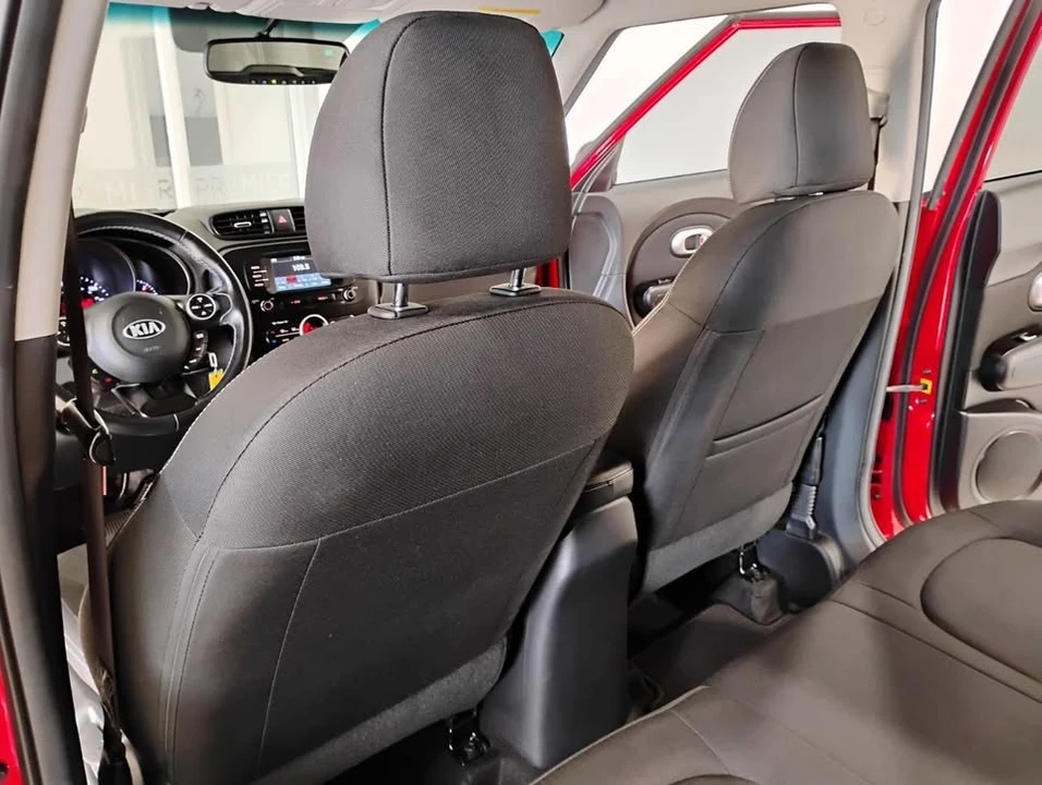 2017 Kia Soul - Image 10 of 19