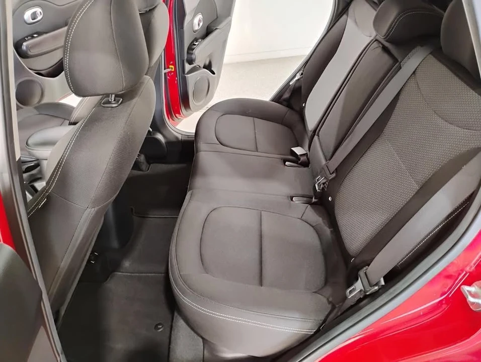 2017 Kia Soul - Image 9 of 19