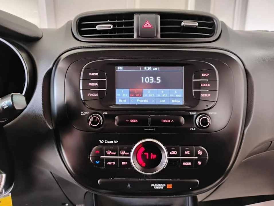 2017 Kia Soul - Image 19 of 19