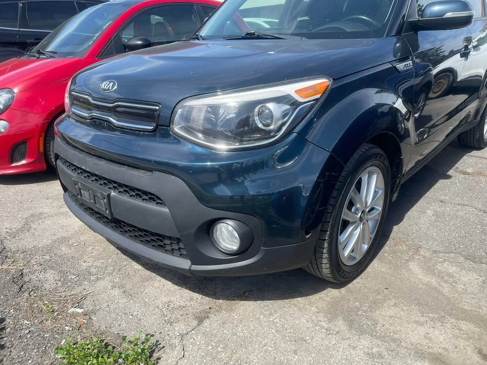 2017 Kia Soul - Image 7 of 14