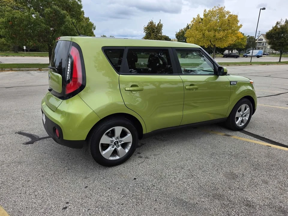 2017 Kia Soul - Image 3 of 10