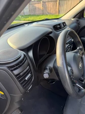 2017 Kia Soul - Image 14 of 15