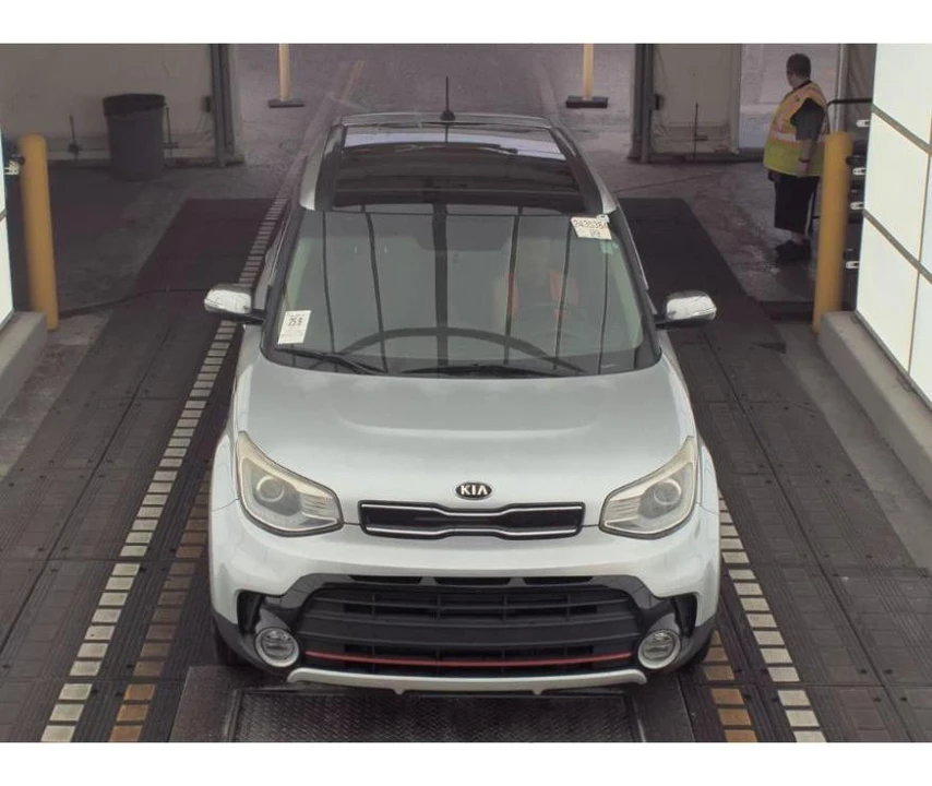 2017 Kia Soul - Image 2 of 12