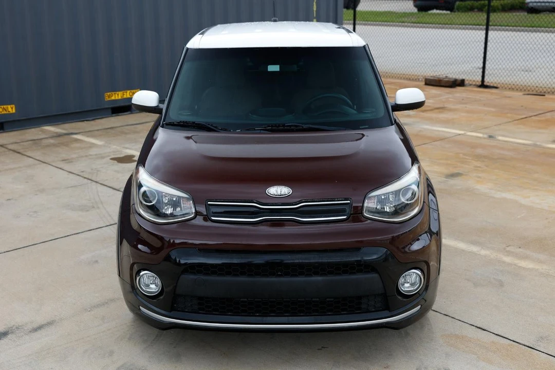 2017 Kia Soul - Image 19 of 21