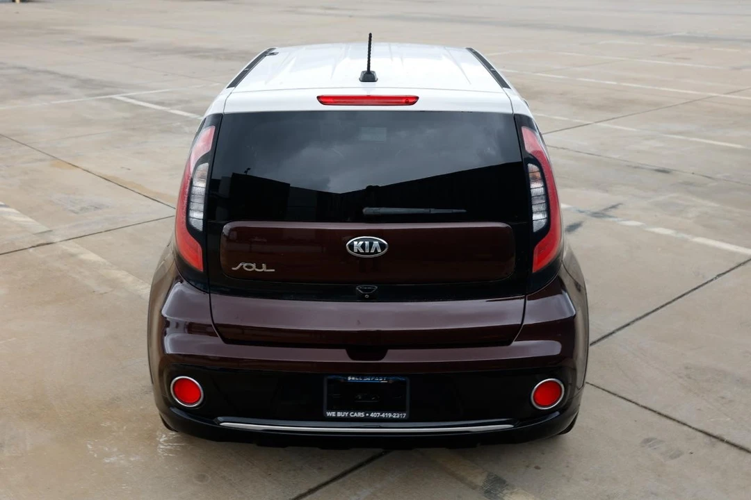 2017 Kia Soul - Image 9 of 21