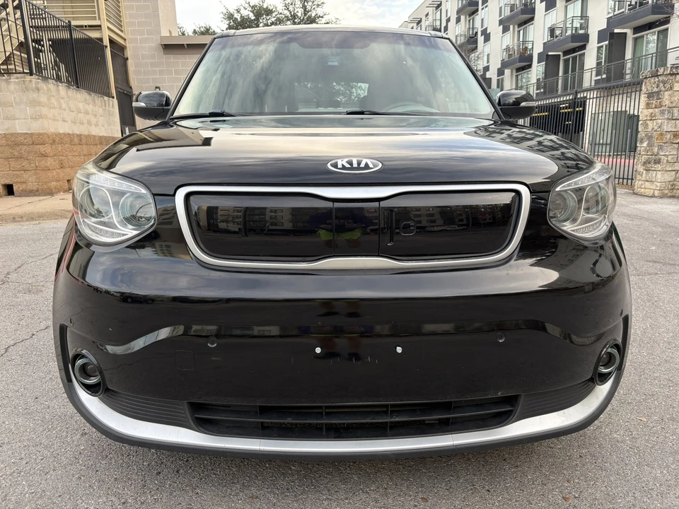 2017 Kia Soul - Image 2 of 21