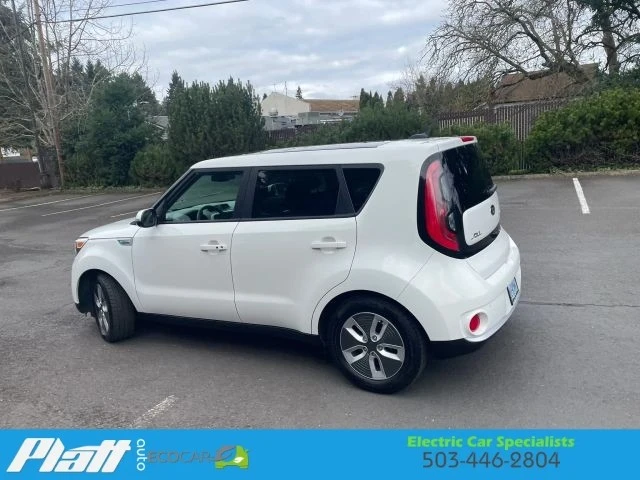 2017 Kia Soul - Image 6 of 21