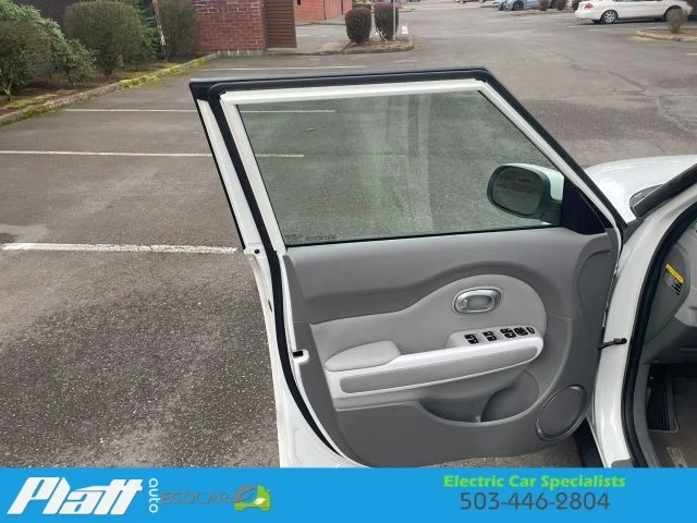 2017 Kia Soul - Image 20 of 21
