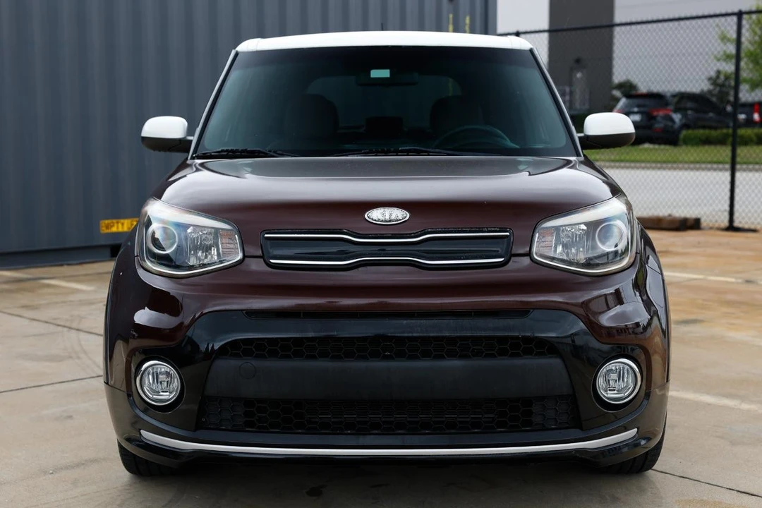 2017 Kia Soul - Image 19 of 31