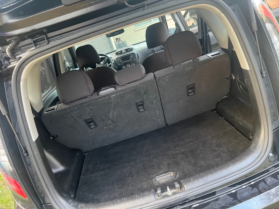 2017 Kia Soul - Image 7 of 14