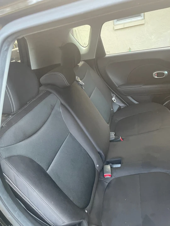 2017 Kia Soul - Image 8 of 14