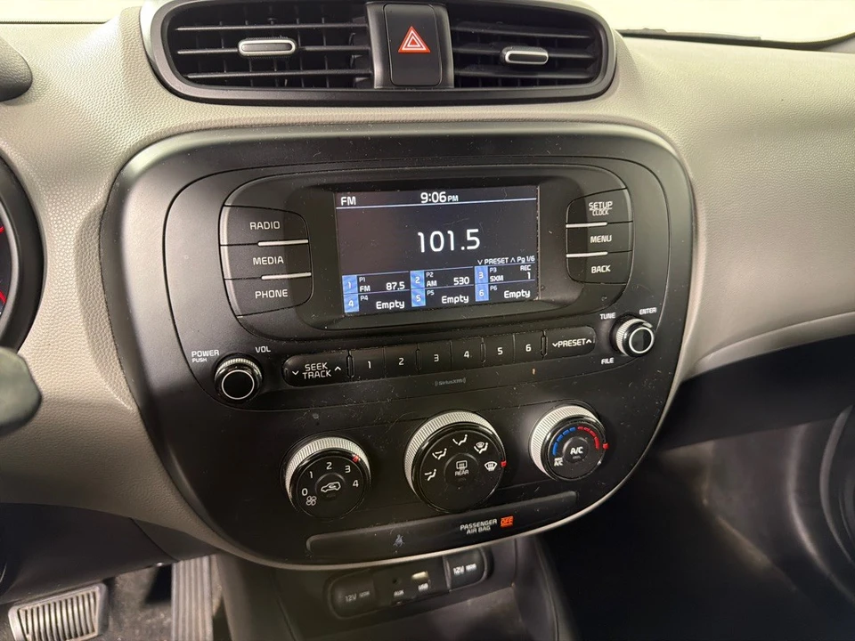 2017 Kia Soul - Image 12 of 20