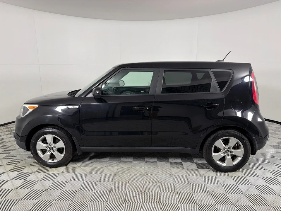 2017 Kia Soul - Image 5 of 20