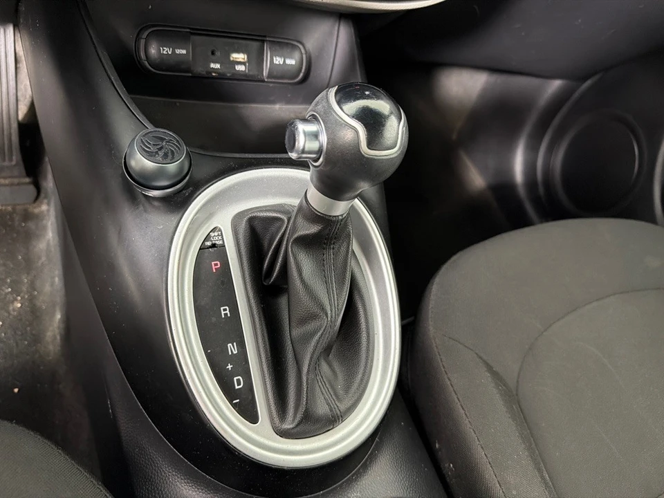 2017 Kia Soul - Image 13 of 20