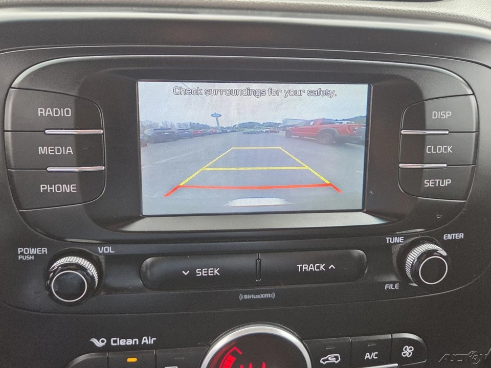2017 Kia Soul - Image 12 of 21
