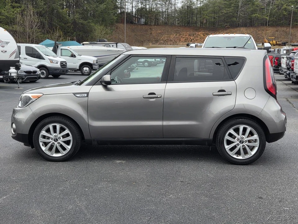 2017 Kia Soul - Image 4 of 21